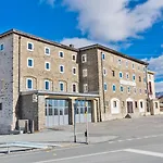 Bernina Hospiz Vandrerhjem *