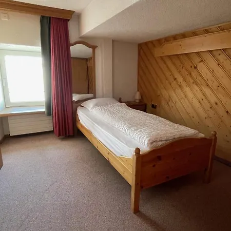 Hostel Bernina Hospiz *