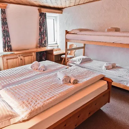 Hostel Bernina Hospiz