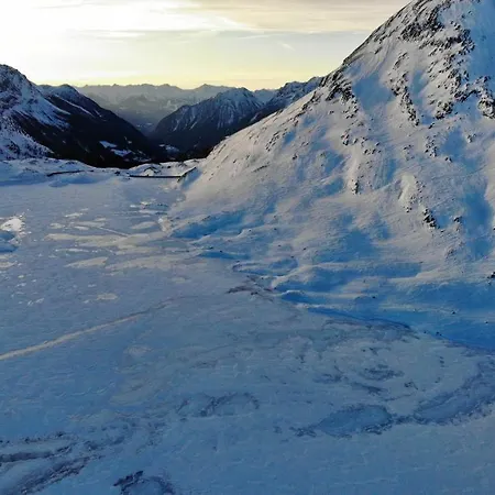 אכסניה Bernina Hospiz Berninahäuser